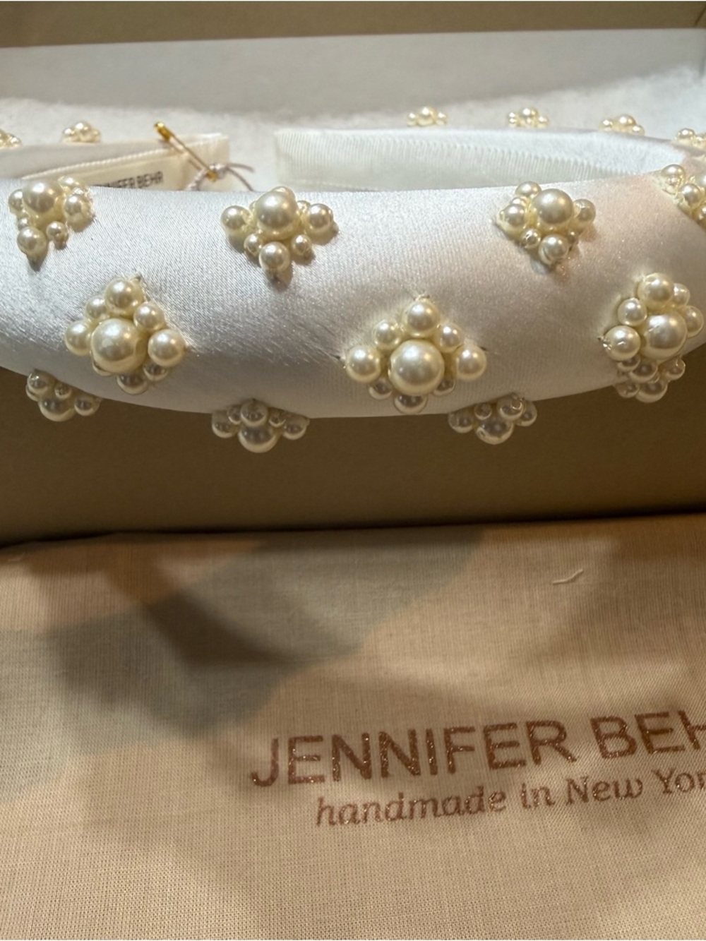 Jennifer Behr Pearl Cream Headband Nwt $326 - Picture 5 of 8